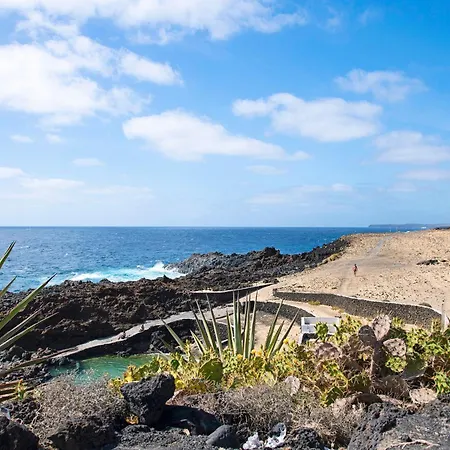 Casa Cactus بيت للعطل Haría